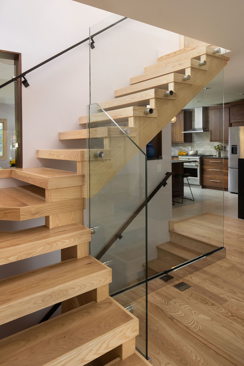 603North-Livingroom-Stairs-2